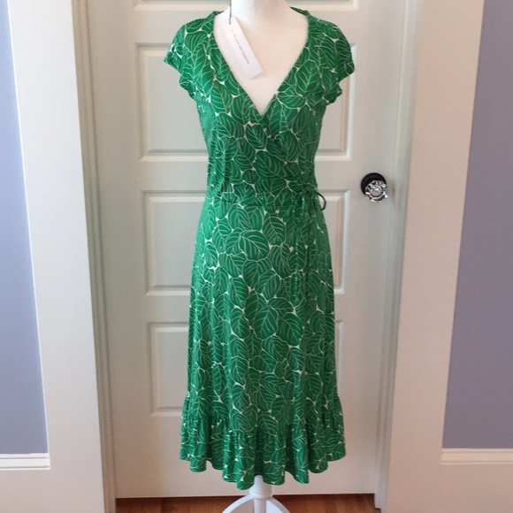 Diane Von Furstenberg Dresses & Skirts - DIANE VON FURSTENBERG Vintage Silk Dress - NWT